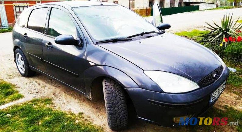 2001' Ford Focus photo #1