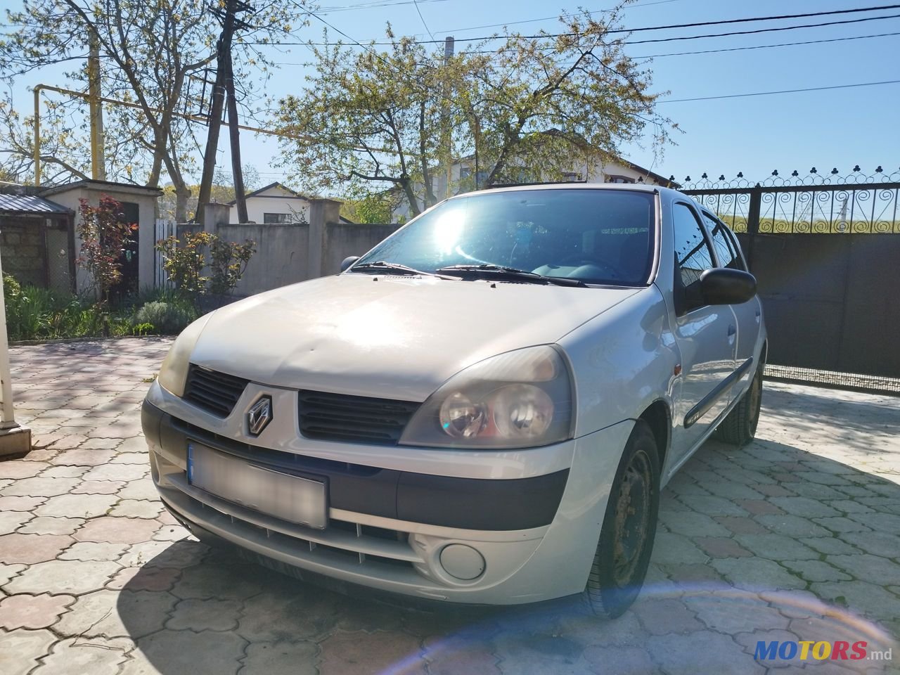 2004' Renault Clio photo #4