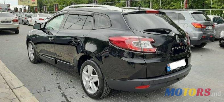 2014' Renault Megane photo #4
