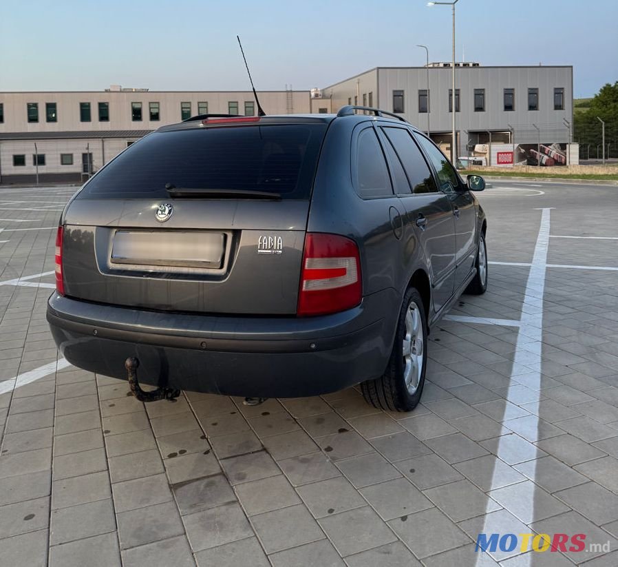 2006' Skoda Fabia photo #3