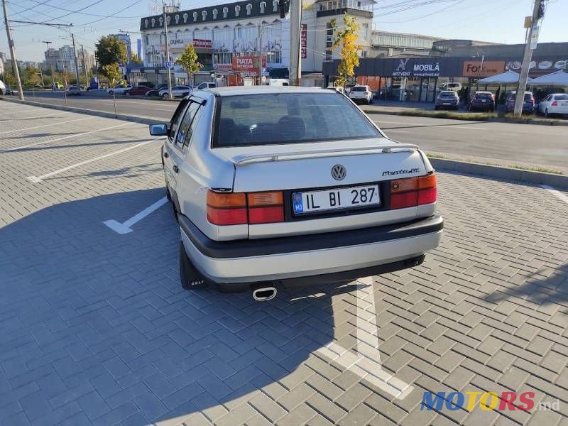 1992' Volkswagen Vento photo #5