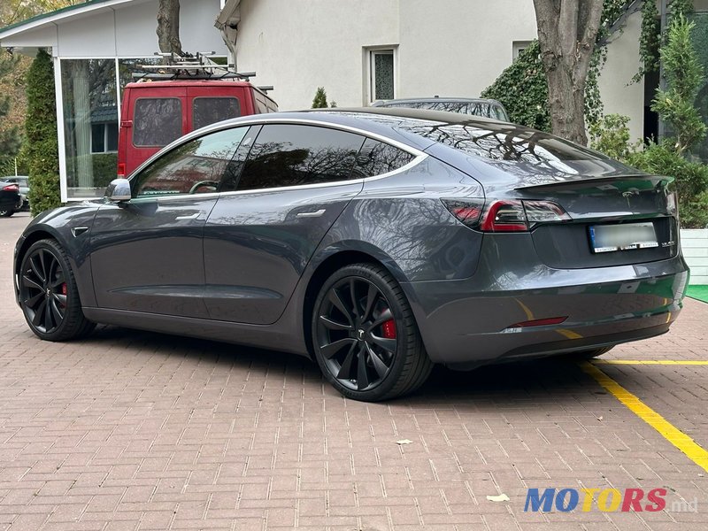 2019' Tesla Model 3 photo #2