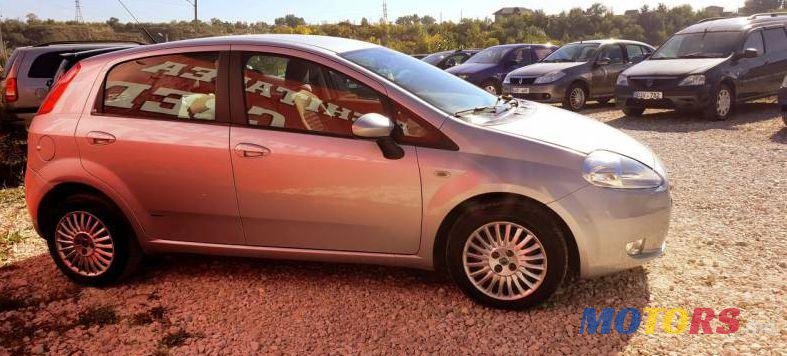 2007' Fiat Grande Punto photo #1