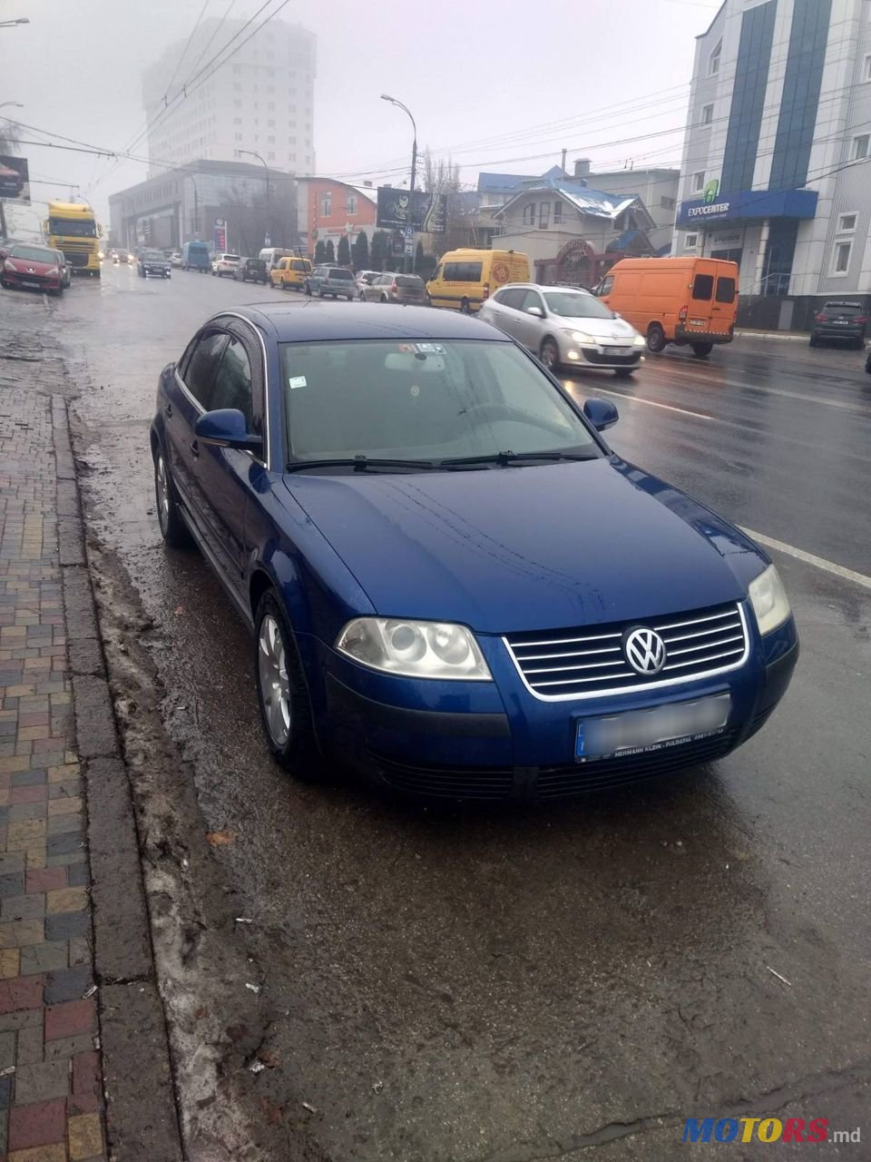 2004' Volkswagen Passat photo #1