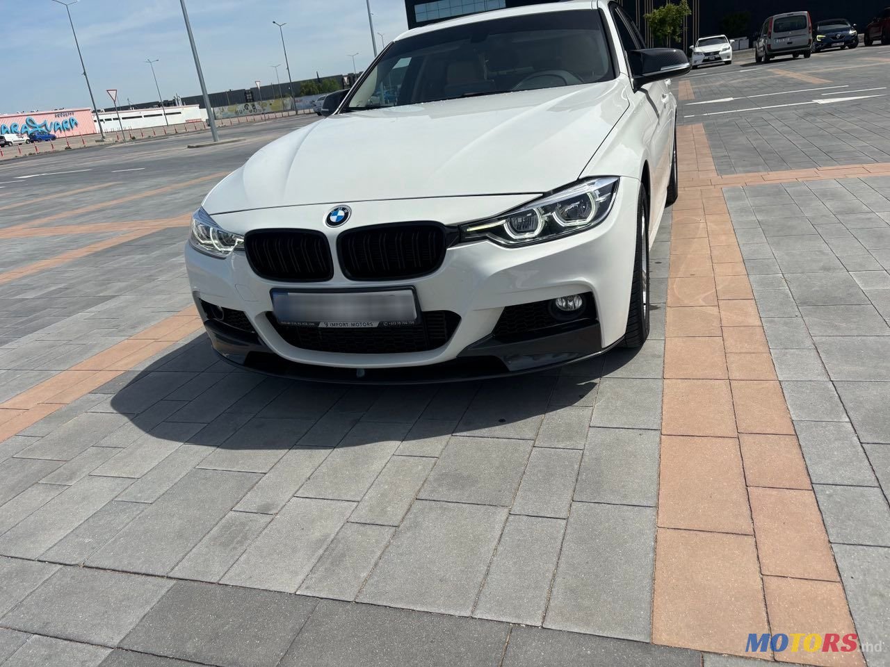 2012' BMW 3 Series photo #2