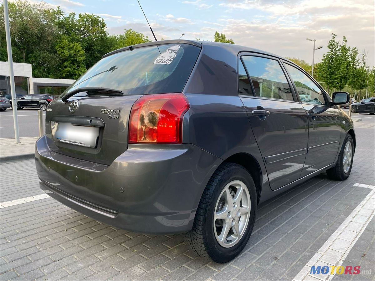 2007' Toyota Corolla photo #2