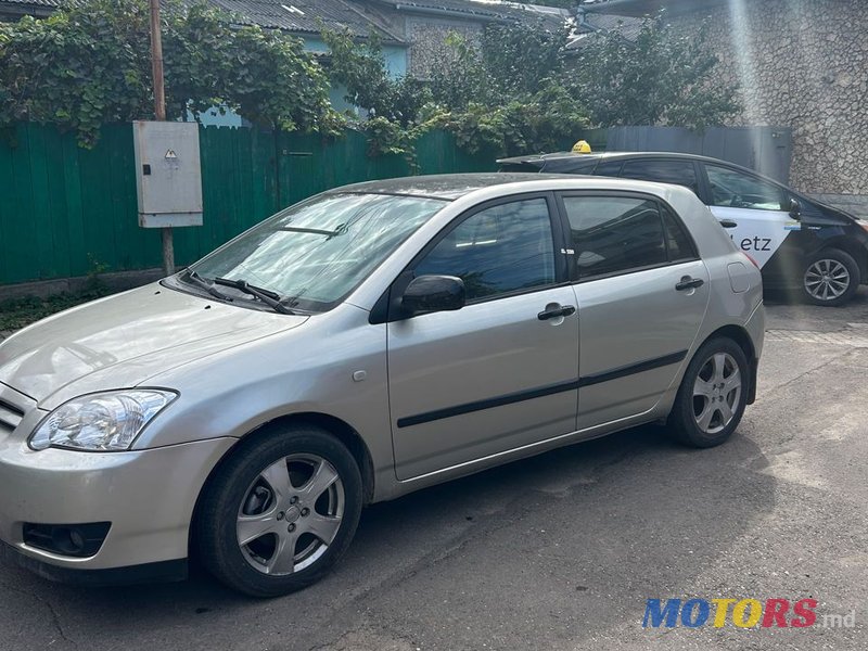 2005' Toyota Corolla photo #3