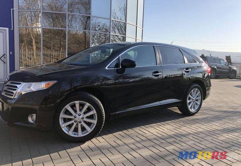 2011' Toyota Venza photo #1