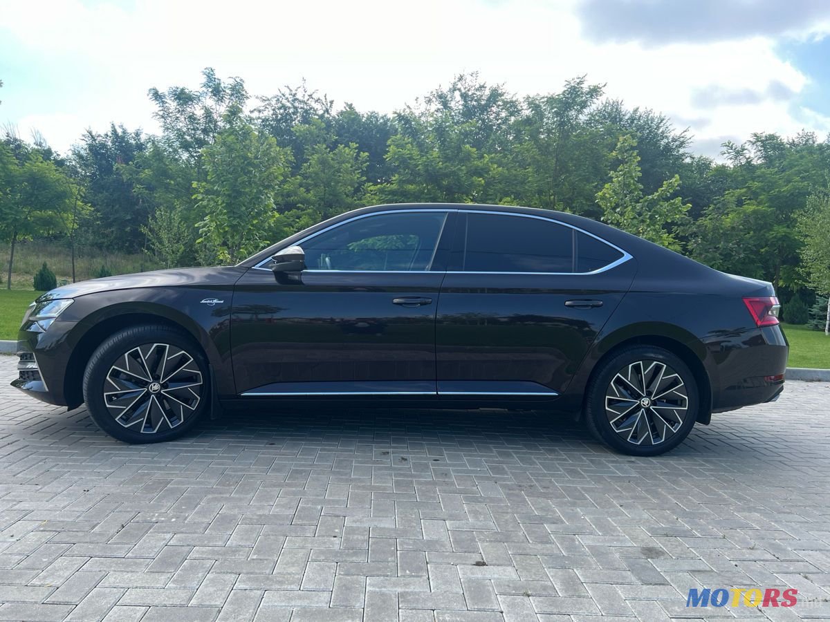 2020' Skoda Superb photo #3