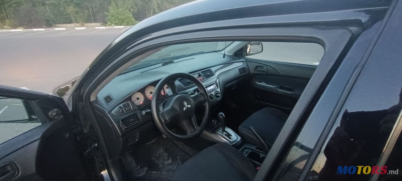 2008' Mitsubishi Lancer photo #4