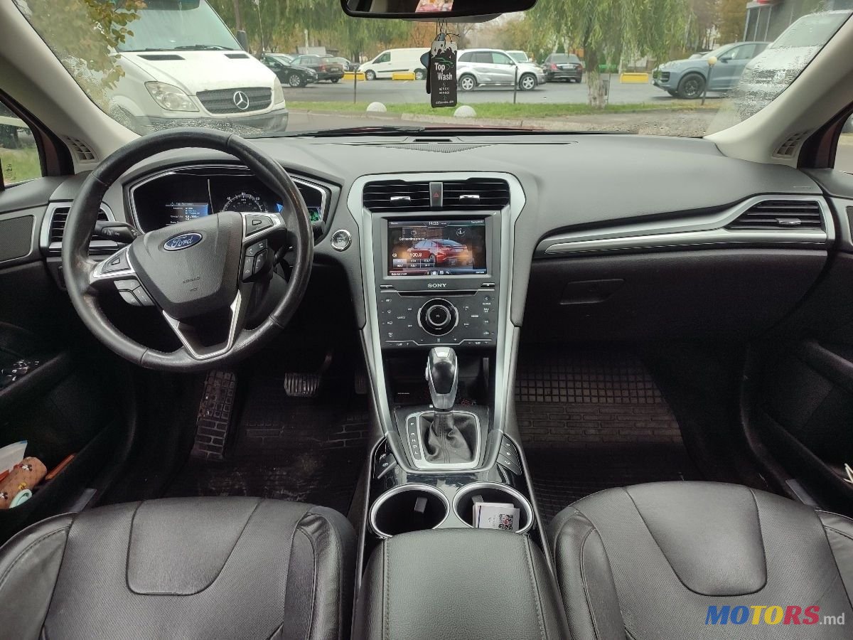 2013' Ford Mondeo photo #1