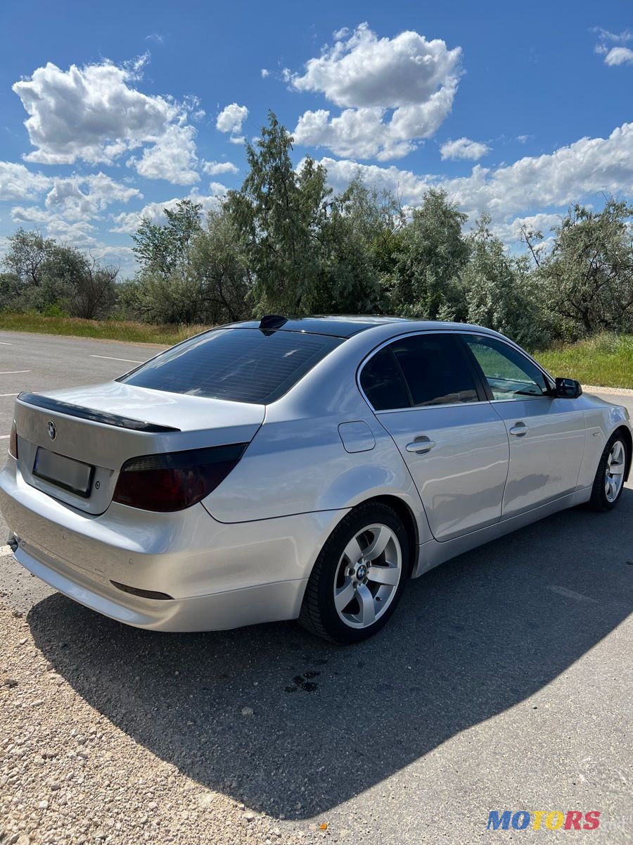 2004' BMW 5 Series photo #6