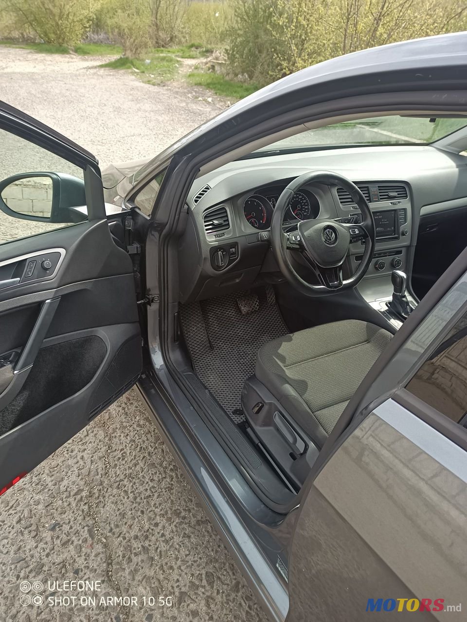 2015' Volkswagen Golf photo #6