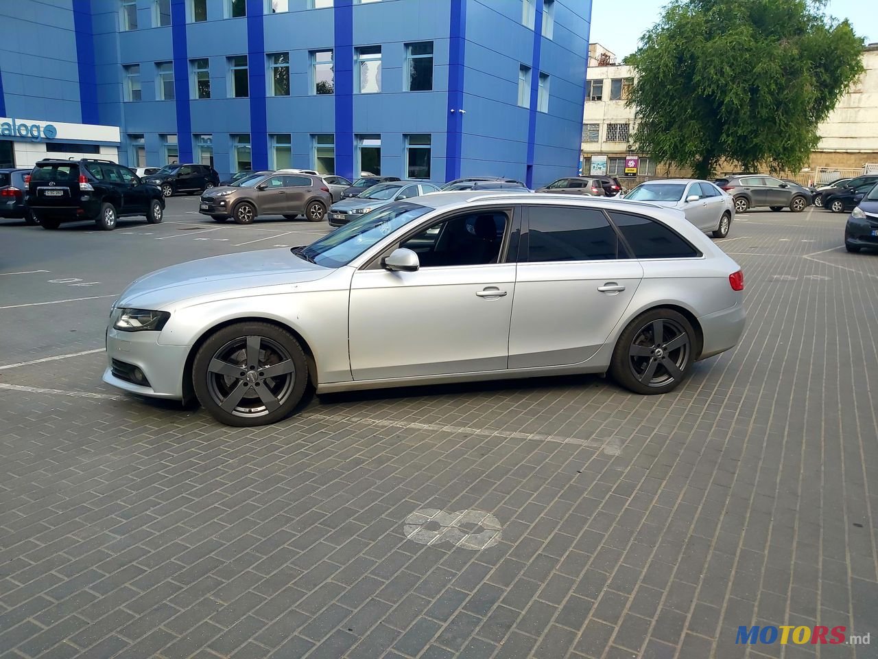 2012' Audi A4 photo #2