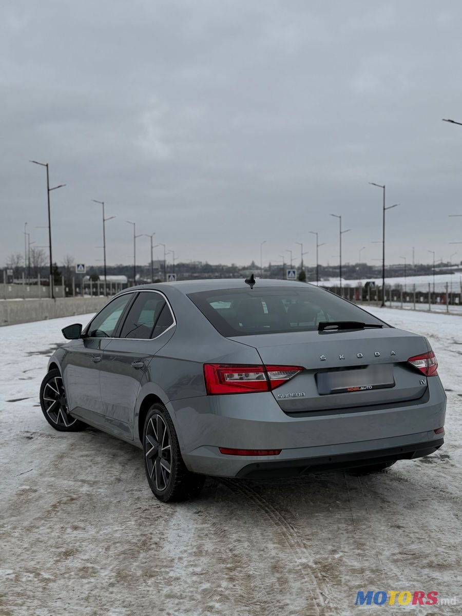 2020' Skoda Superb photo #4