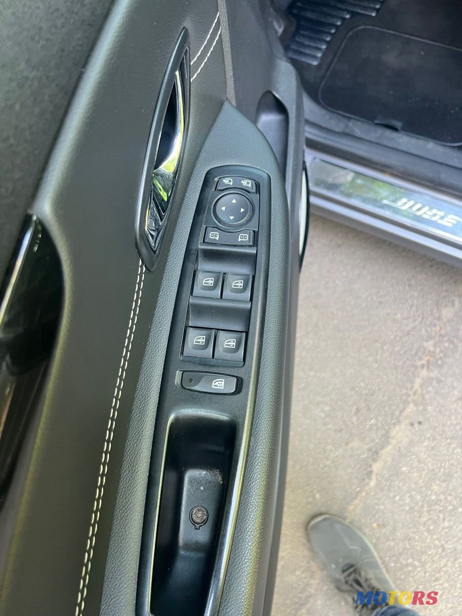 2014' Renault Grand Scenic photo #6