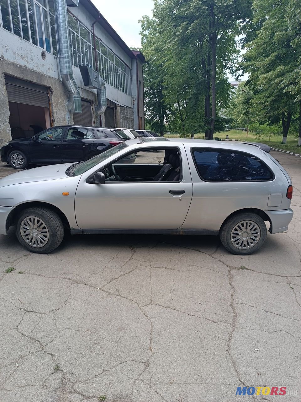 1996' Nissan Almera photo #2