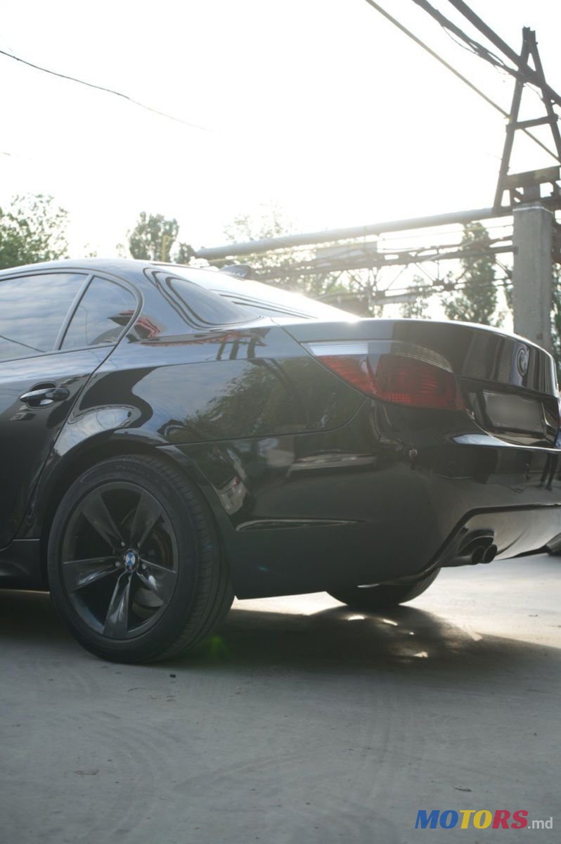 2005' BMW 5 Series photo #3