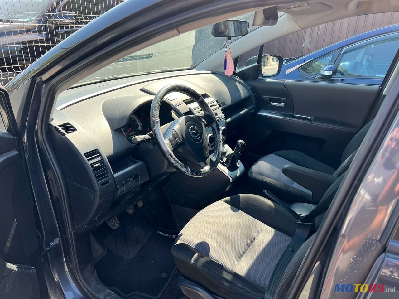 2007' Mazda 5 photo #6