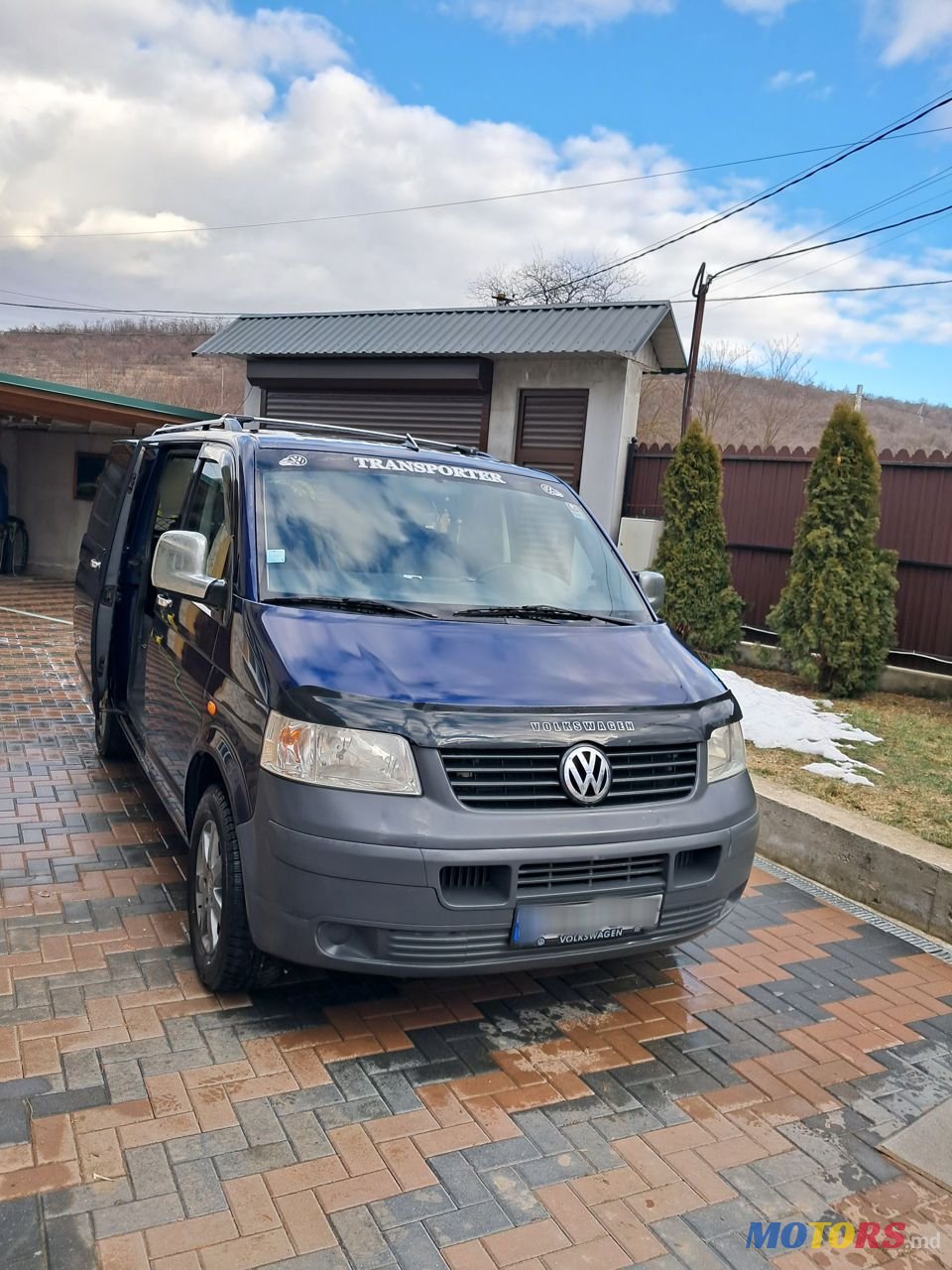 2007' Volkswagen Transporter photo #3