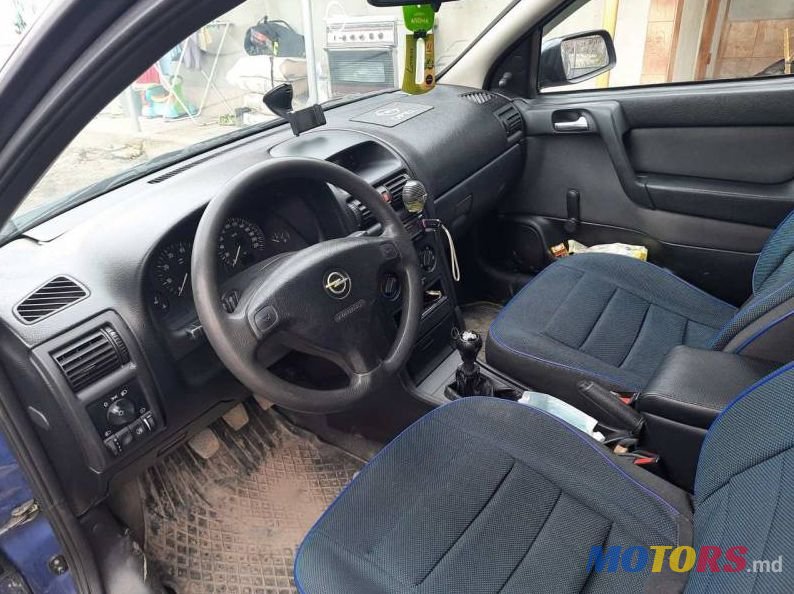 2006' Opel Astra photo #5