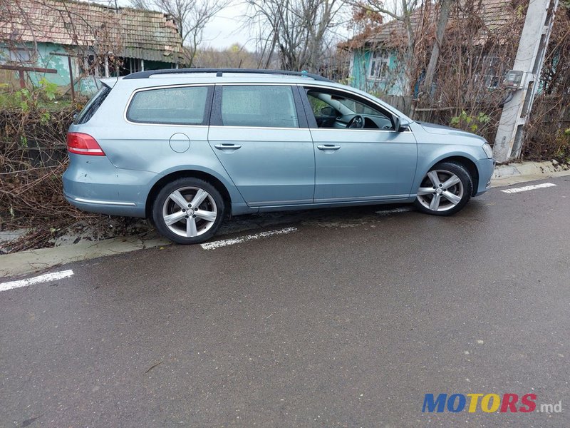 2012' Volkswagen Passat photo #2