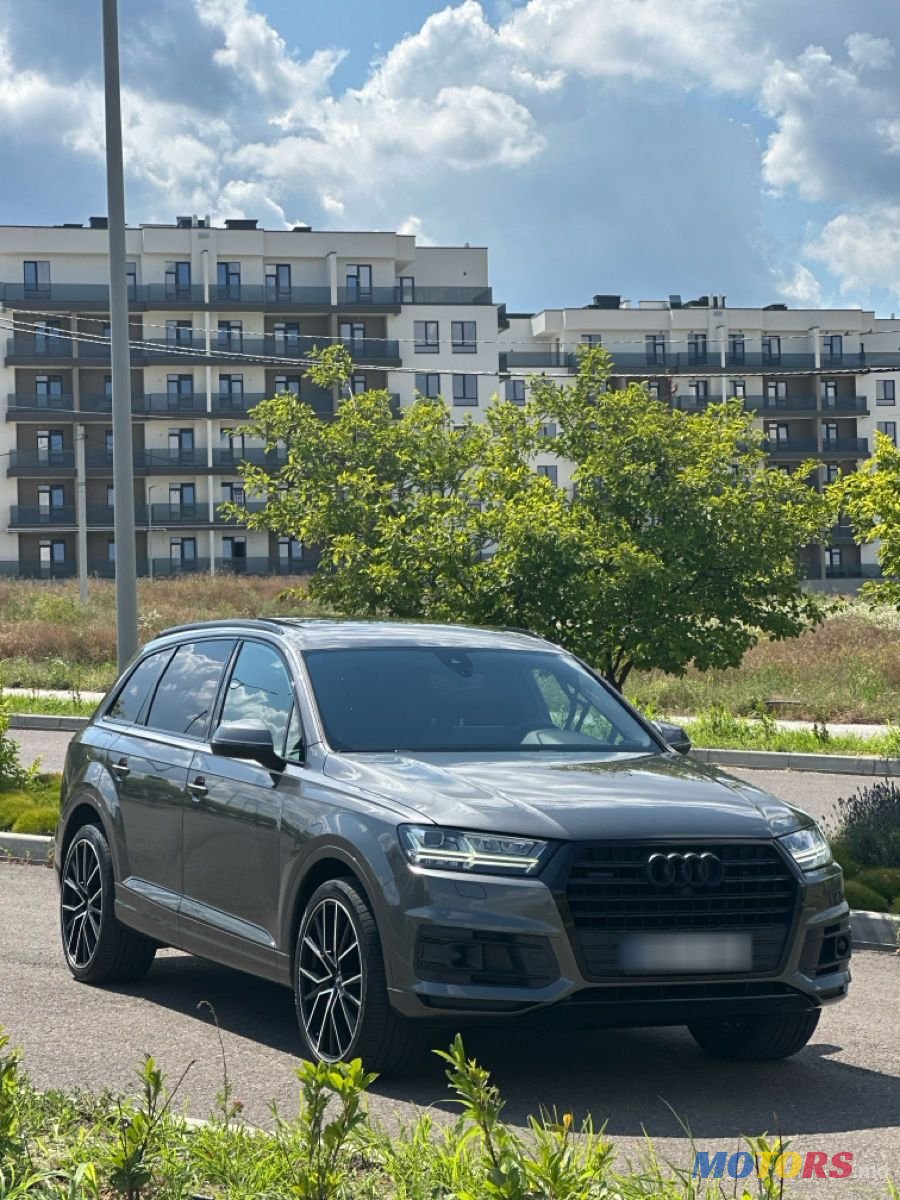 2018' Audi Q7 photo #3