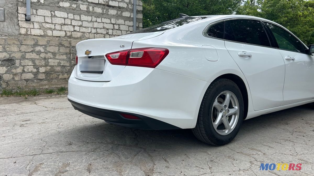 2016' Chevrolet Malibu photo #5