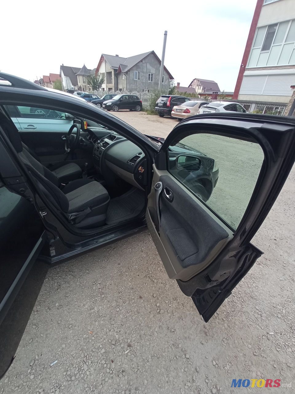 2004' Renault Megane photo #5