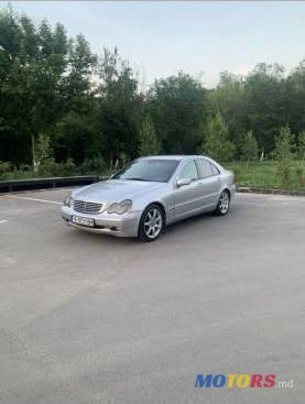 2001' Mercedes-Benz C photo #1