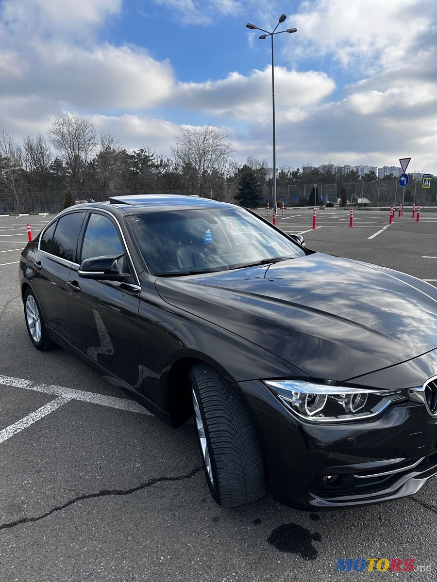 2016' BMW 3 Series photo #1