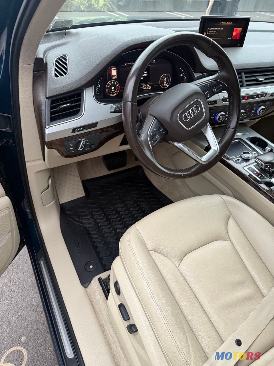 2018' Audi Q7 photo #6