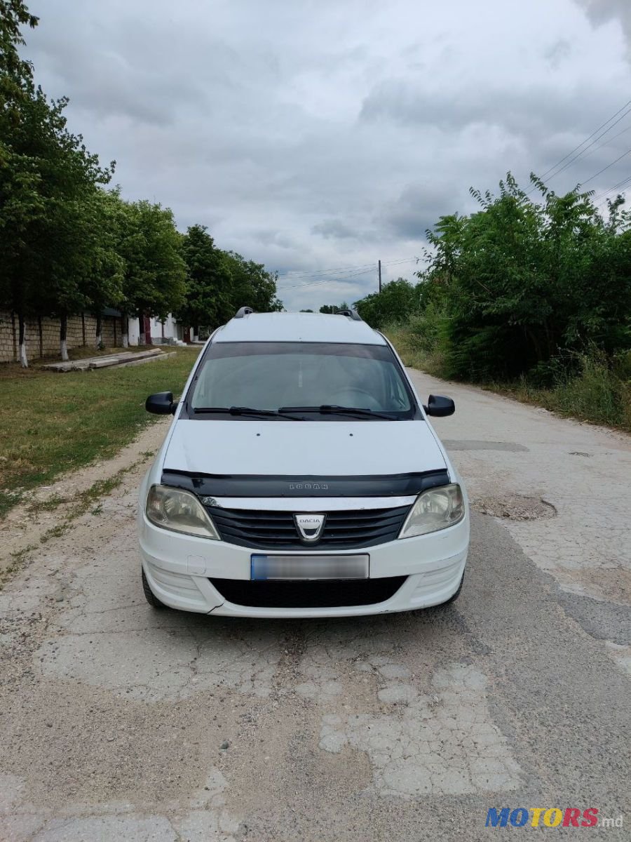 2009' Dacia Logan photo #2