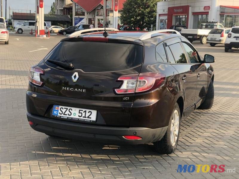 2012' Renault Megane photo #4