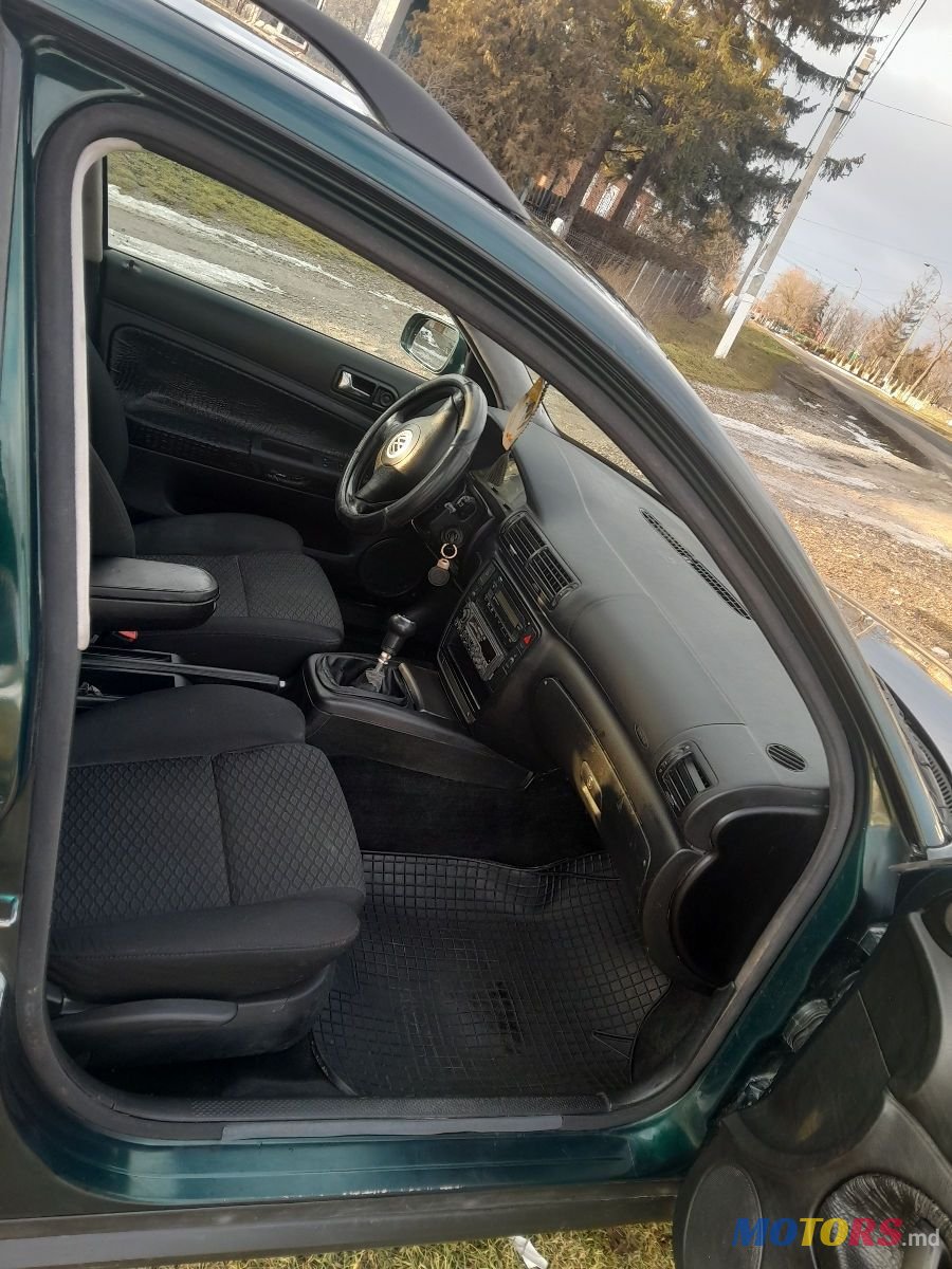 1997' Volkswagen Passat photo #2