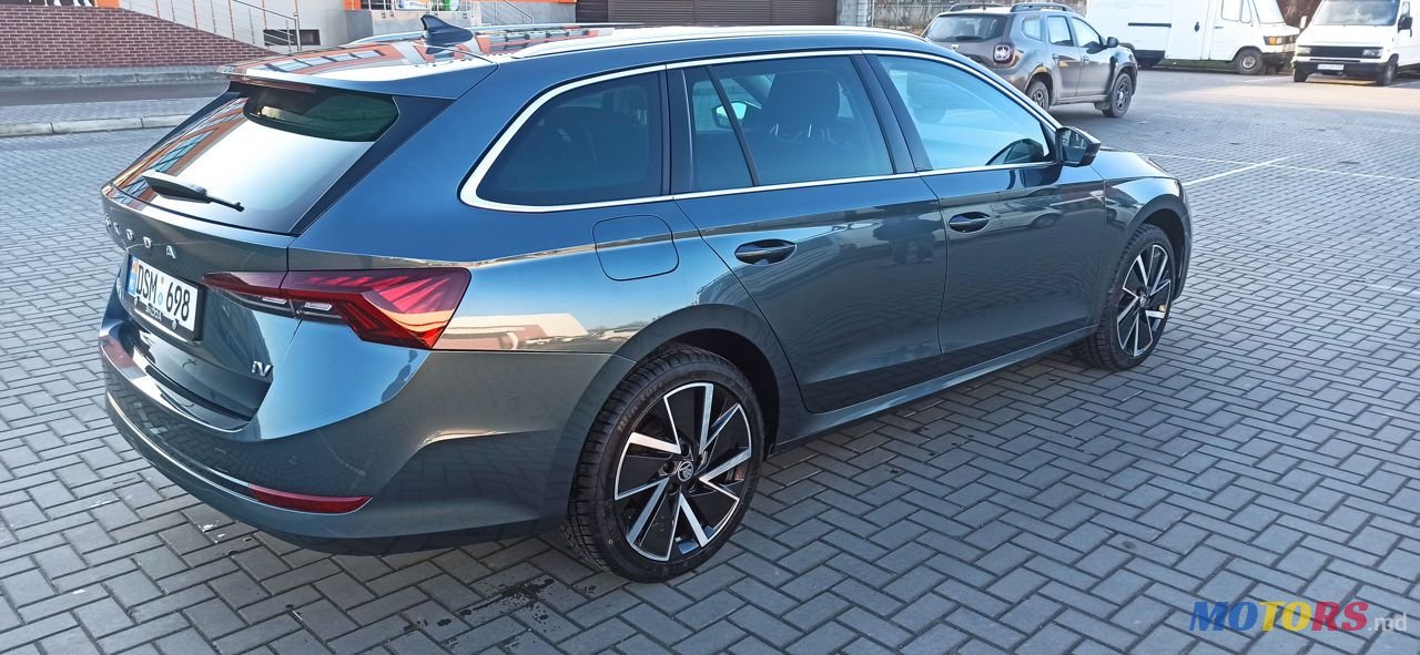 2021' Skoda Octavia photo #2