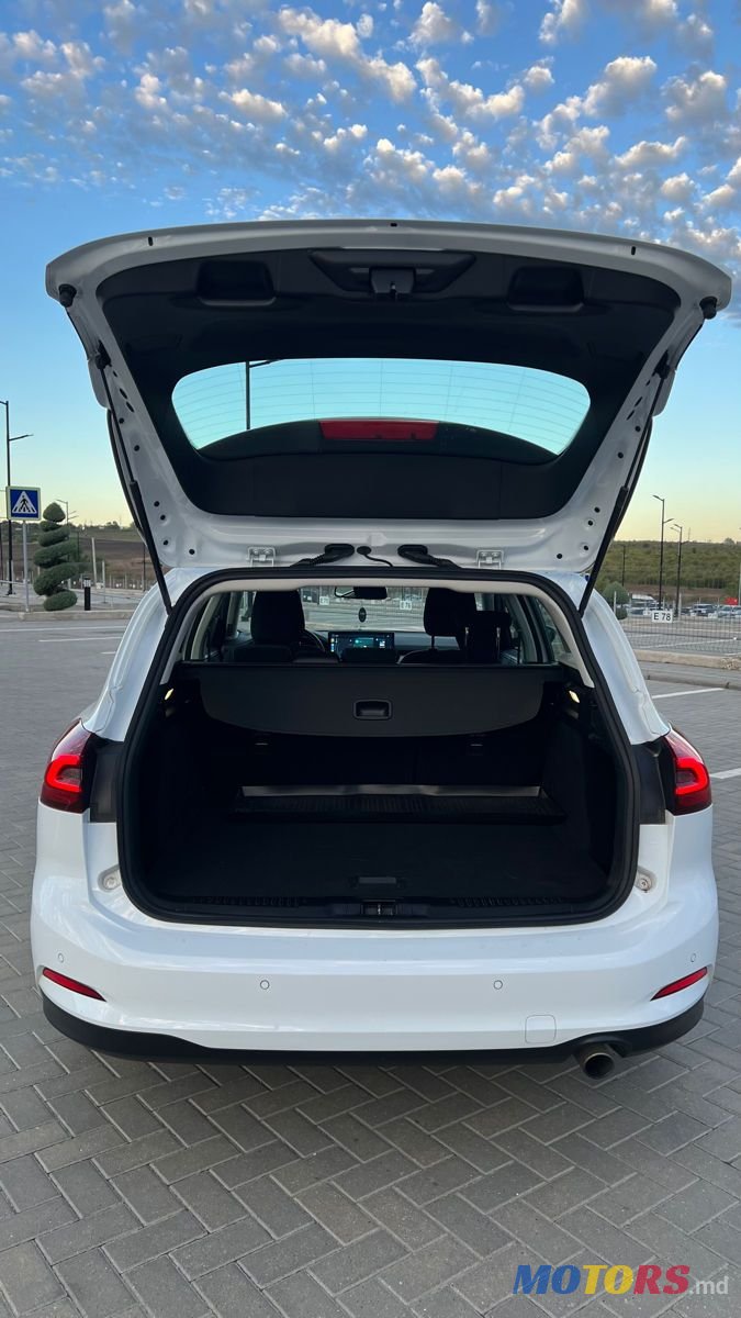 2023' Ford Focus photo #5