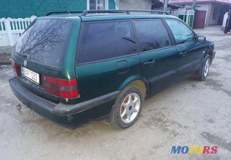 1996' Volkswagen Passat photo #2