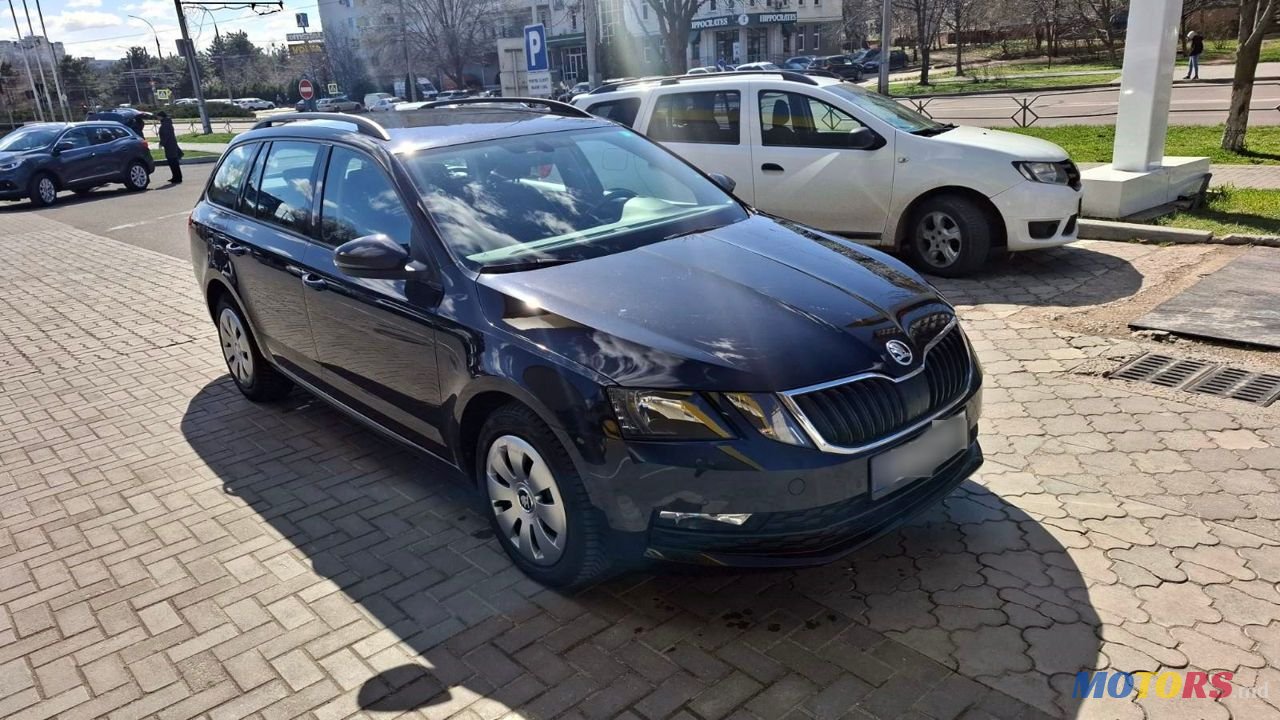 2018' Skoda Octavia photo #2