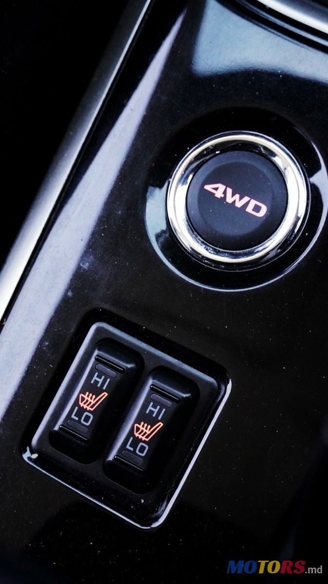 2017' Mitsubishi Outlander photo #6