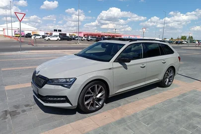 2021' Skoda Superb