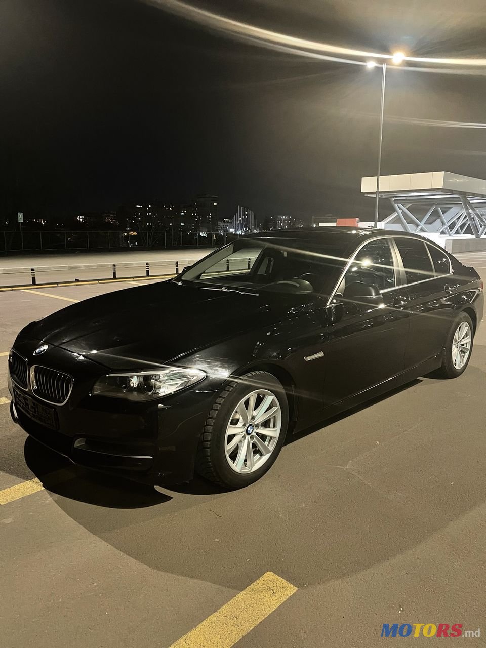 2014' BMW 5 Series photo #2