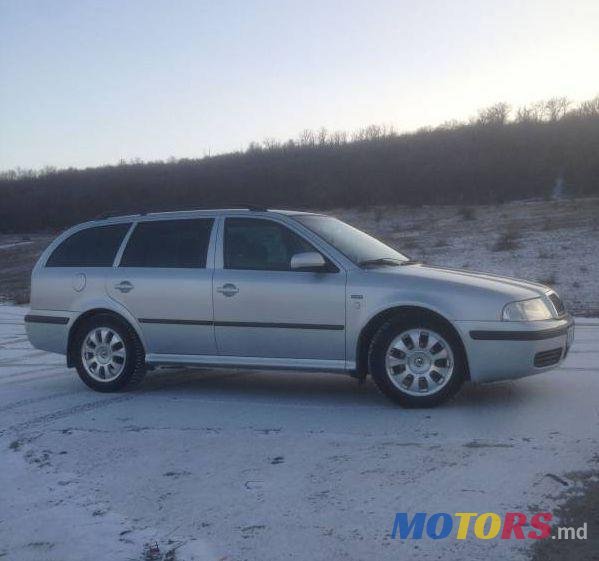 2004' Skoda Octavia photo #1