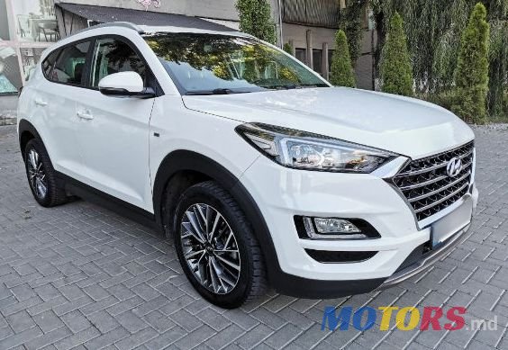 2020' Hyundai Tucson photo #2