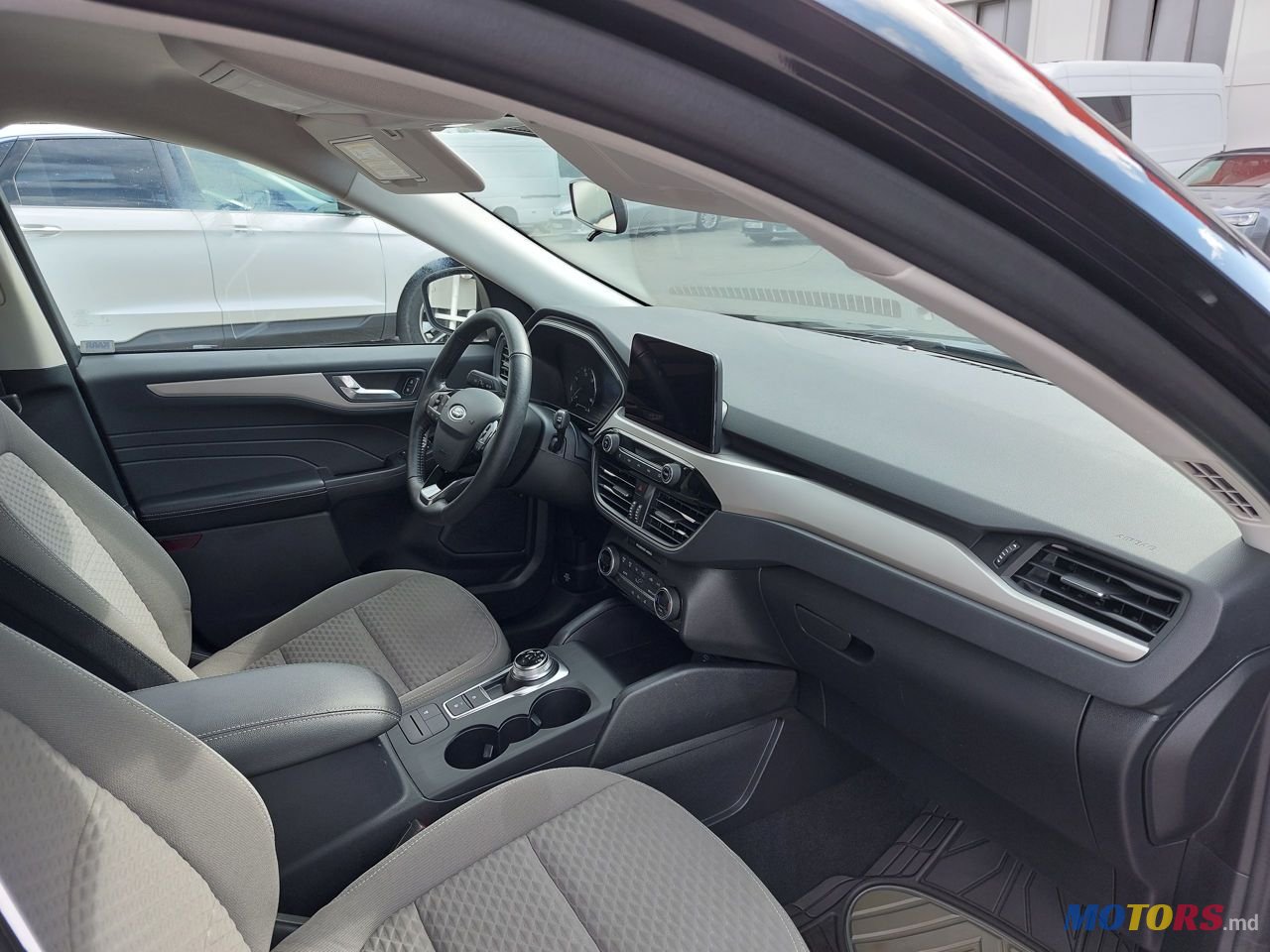 2021' Ford Kuga photo #6