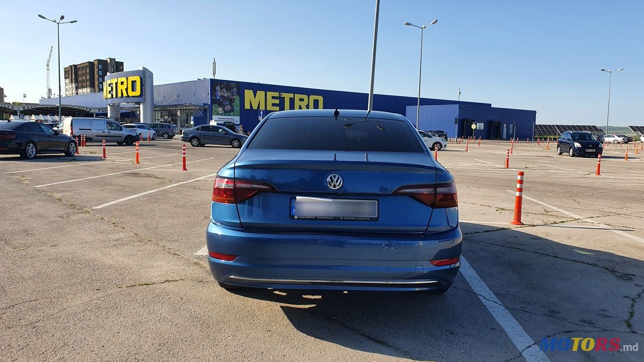 2019' Volkswagen Jetta photo #2