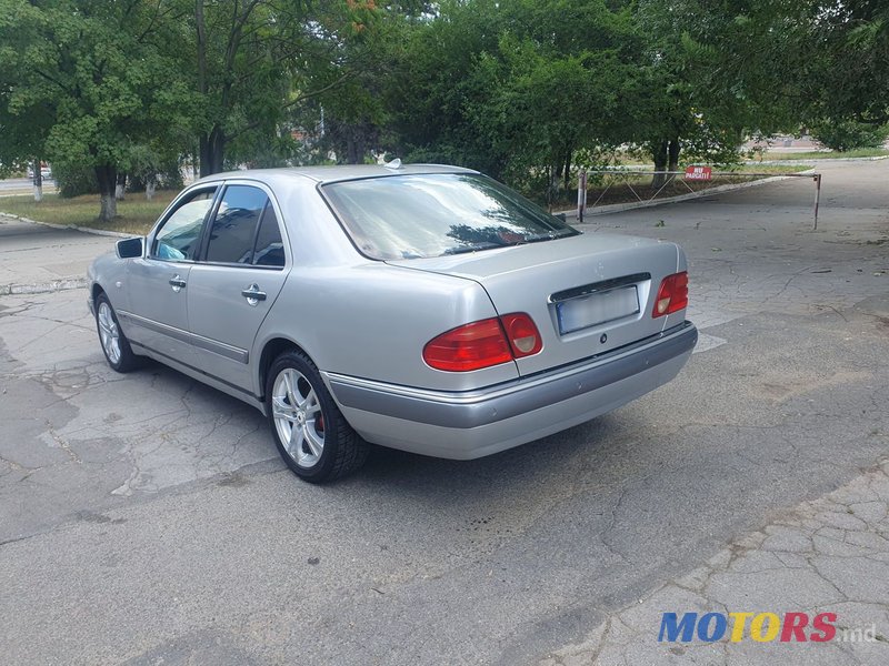 1999' Mercedes-Benz E Класс photo #6