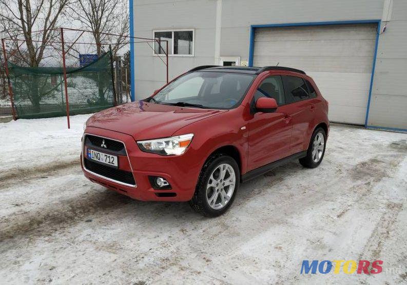 2012' Mitsubishi ASX photo #1