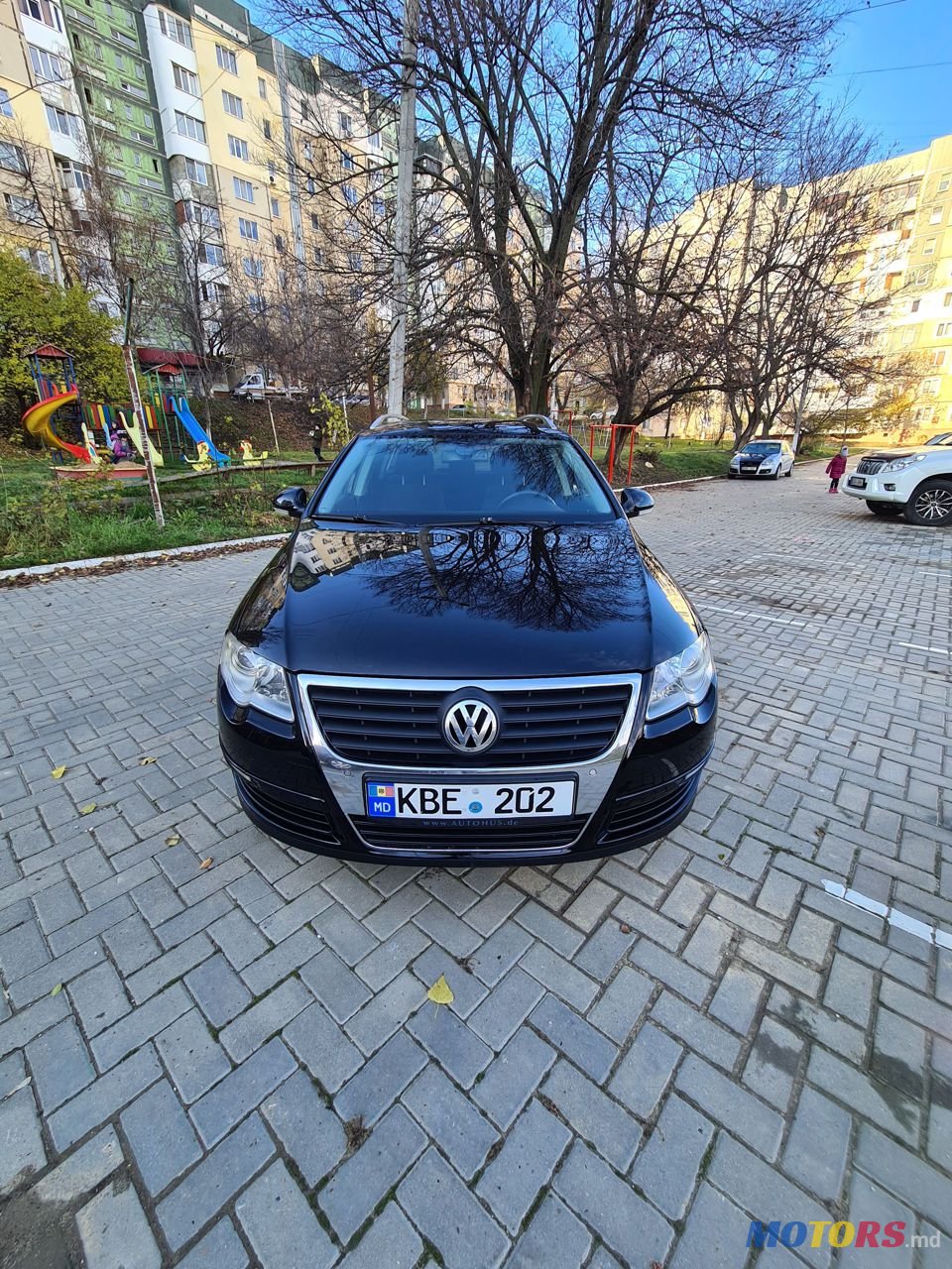 2008' Volkswagen Passat photo #5