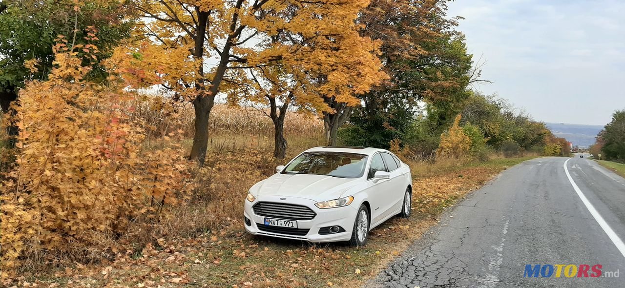 2015' Ford Fusion photo #5